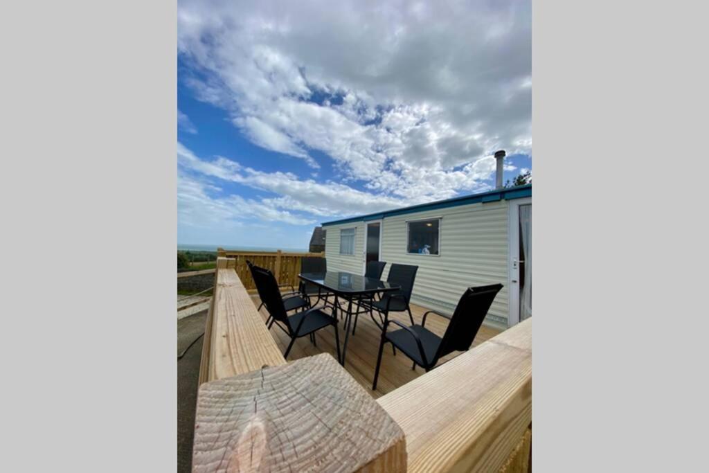 Snowdon Bay - North Wales - Stunning Llyn Peninsula Mountain & Ocean Views - Wilde Retreats Βίλα Pwllheli Εξωτερικό φωτογραφία