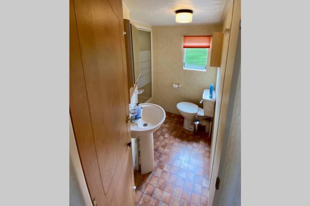 Snowdon Bay - North Wales - Stunning Llyn Peninsula Mountain & Ocean Views - Wilde Retreats Βίλα Pwllheli Εξωτερικό φωτογραφία
