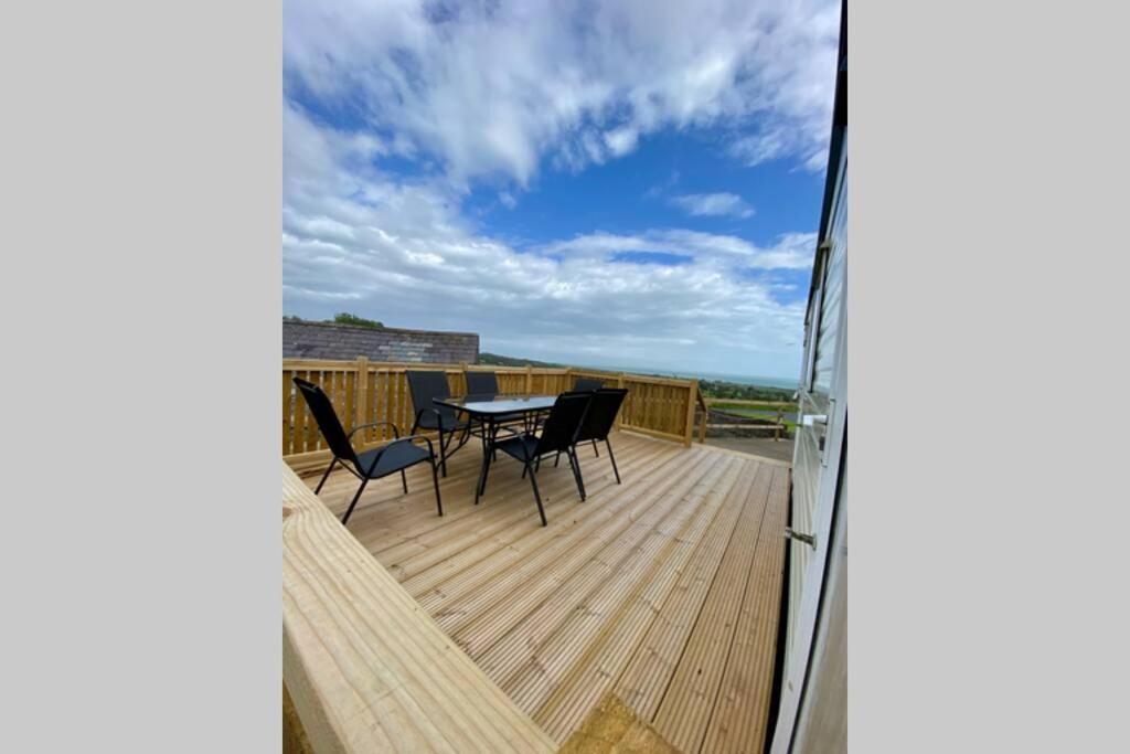 Snowdon Bay - North Wales - Stunning Llyn Peninsula Mountain & Ocean Views - Wilde Retreats Βίλα Pwllheli Εξωτερικό φωτογραφία