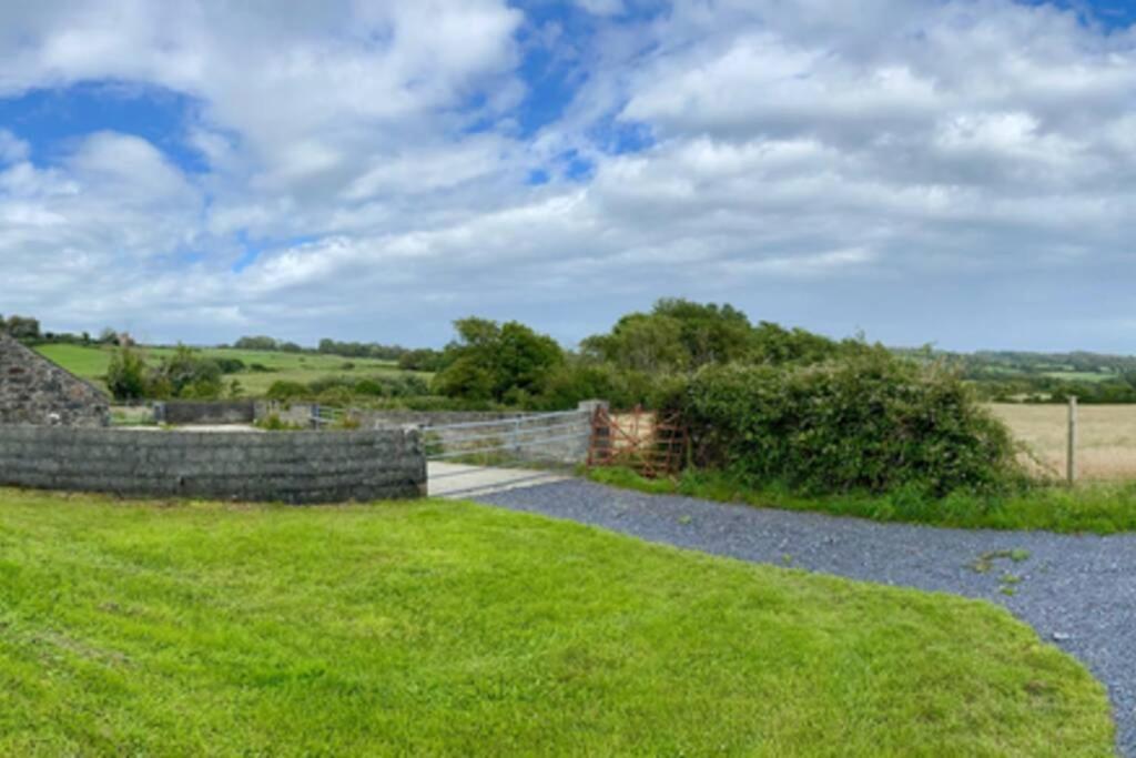 Snowdon Bay - North Wales - Stunning Llyn Peninsula Mountain & Ocean Views - Wilde Retreats Βίλα Pwllheli Εξωτερικό φωτογραφία